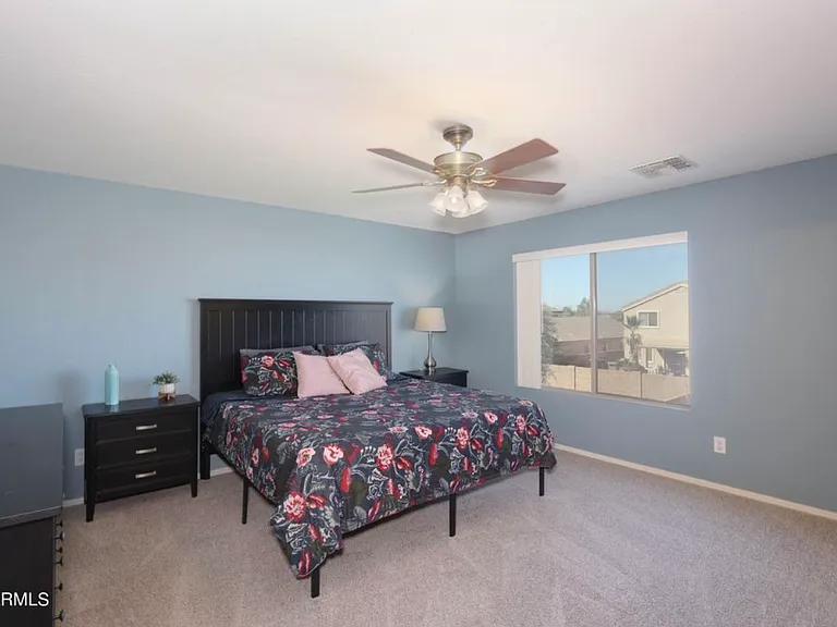 36576 W Nina St — Photo 4