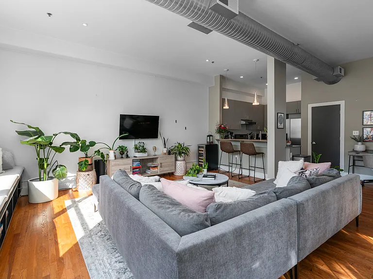 15 Waddell St NE #205 — Photo 8