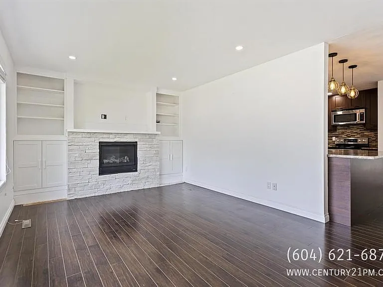 10245 Wedgewood Dr #UPPER — Photo 3