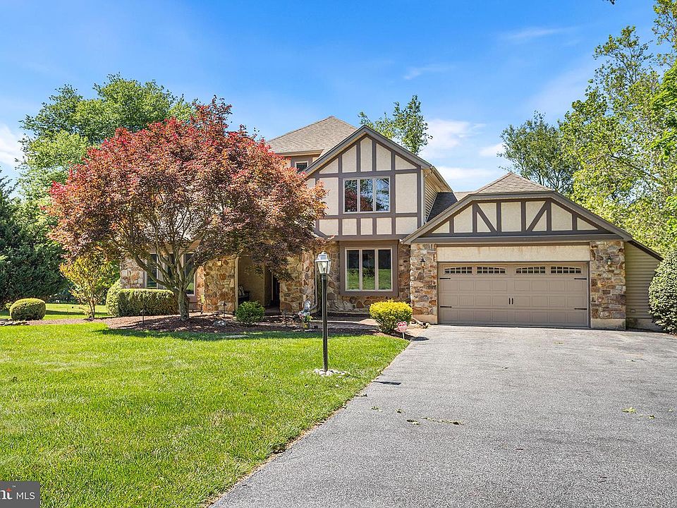 1st image of 115 Willits Way