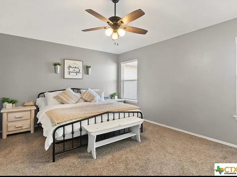 8702 Stonehollow Dr — Photo 11