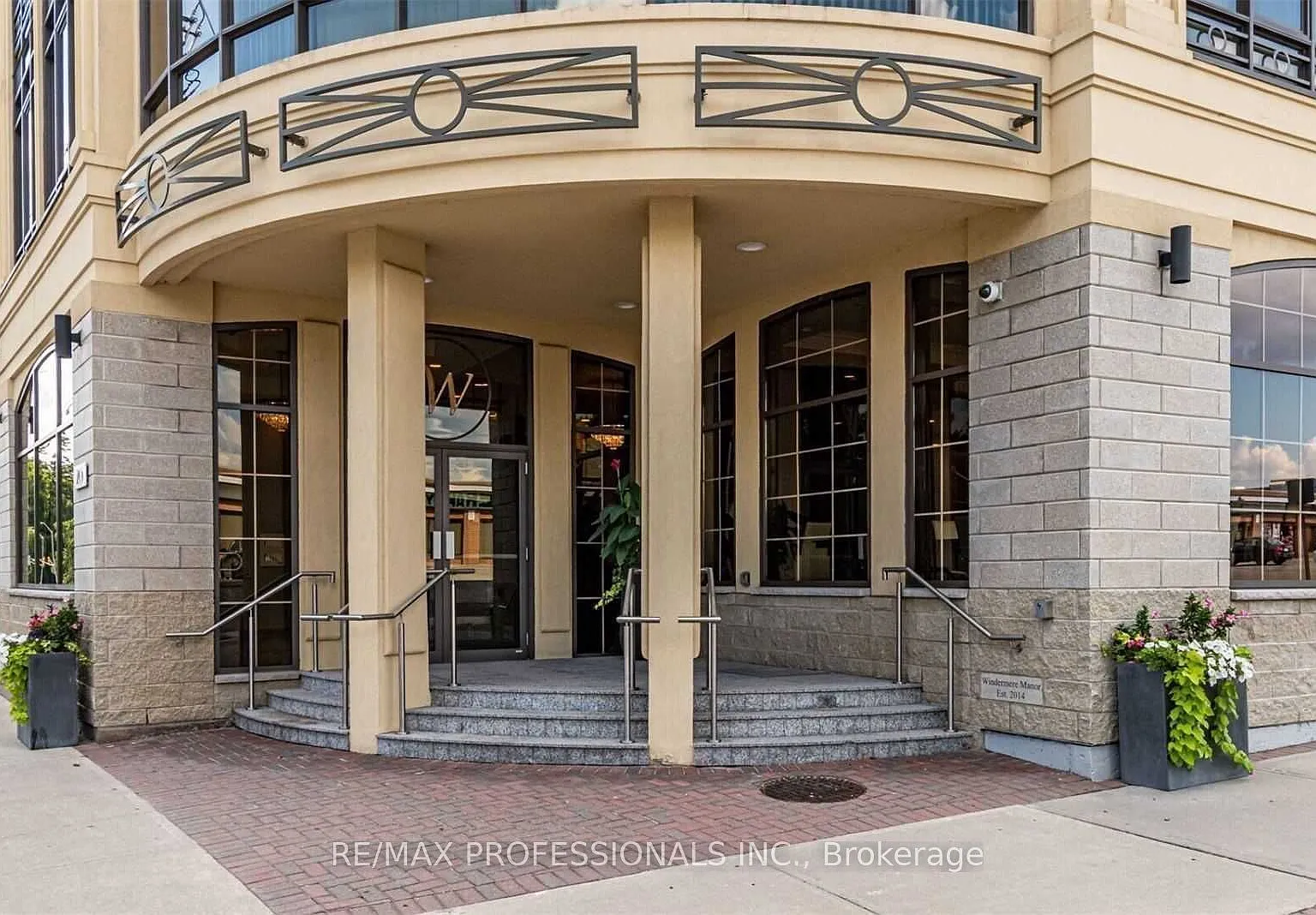 2 bed, $3,449 — Photo 2