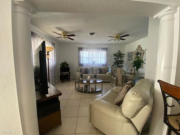 3rd image of 2105 W Idlewild Ave