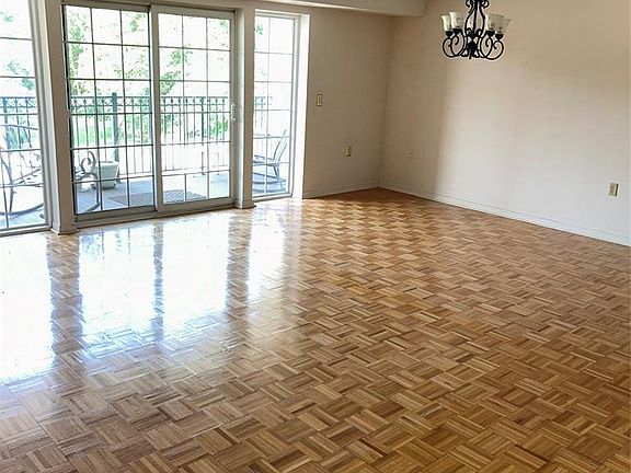 4th image of 401-D Dercole Ct #T304