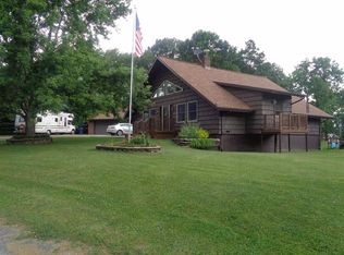 304 Orchard Hill Dr, Lagrange, IN 46761