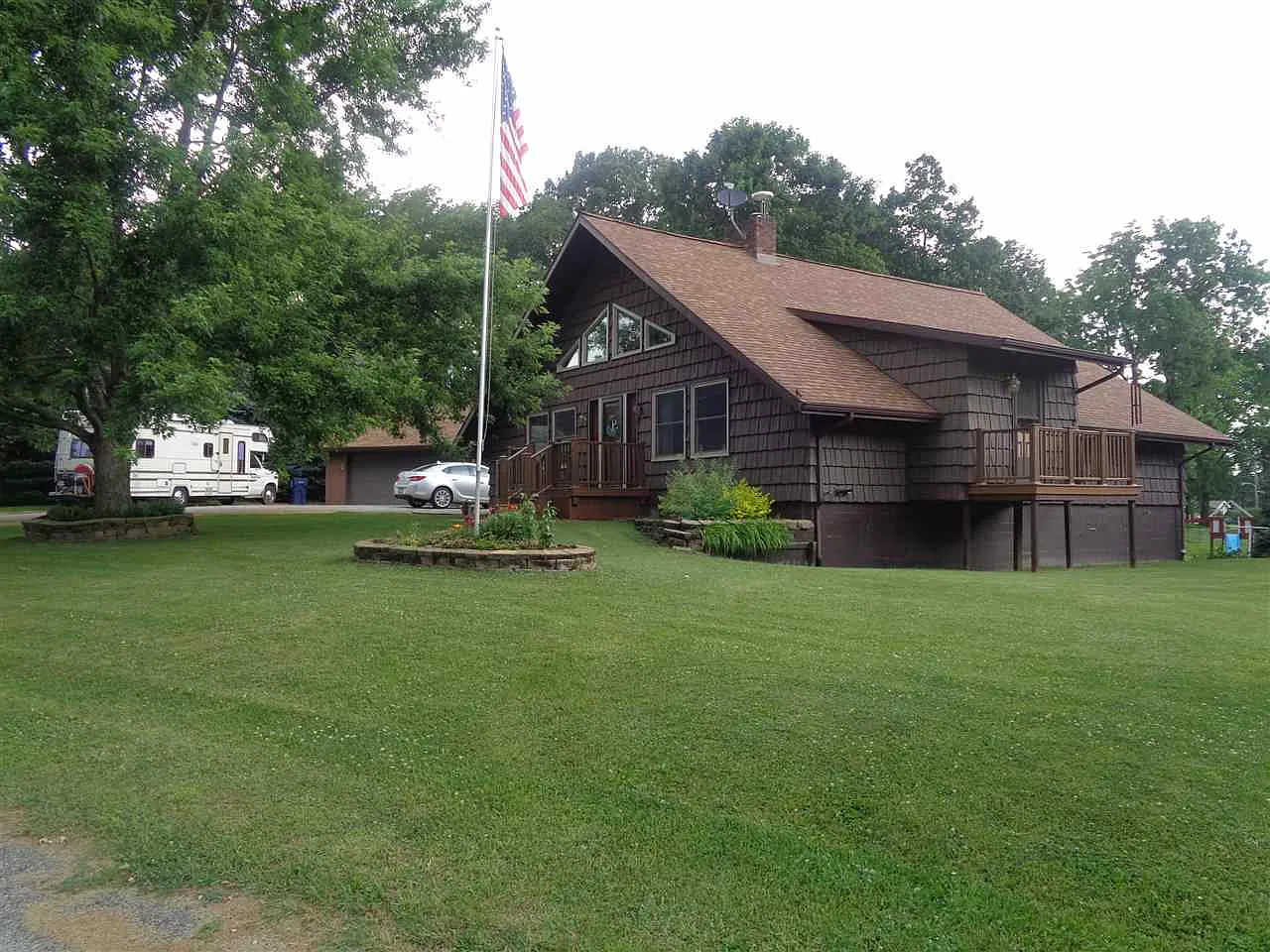 304 Orchard Hill Dr photo 1
