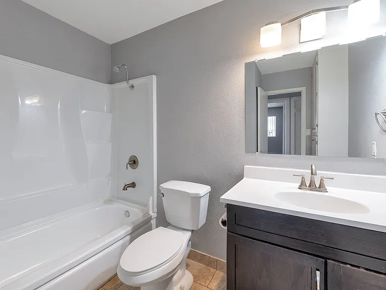 2801 N Granite Reef Rd — Photo 9