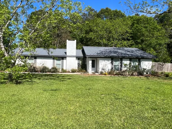 50 Robert Baggett Rd, Columbia, MS 39429