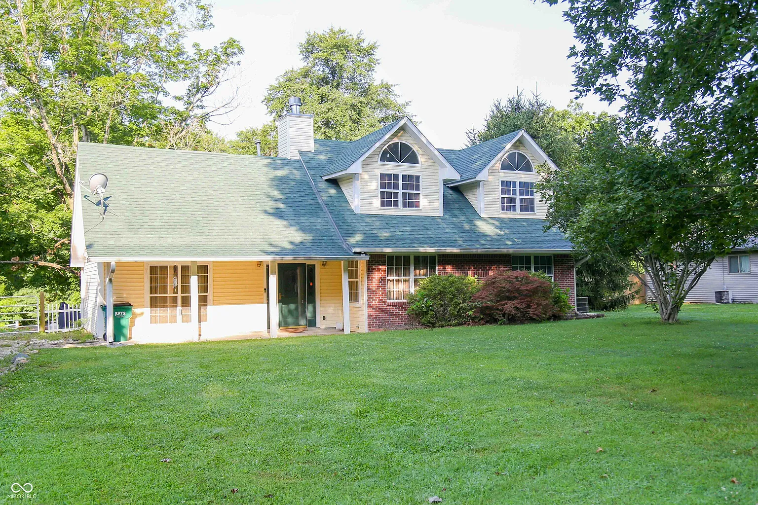 8130 Beech Grove Rd photo 1