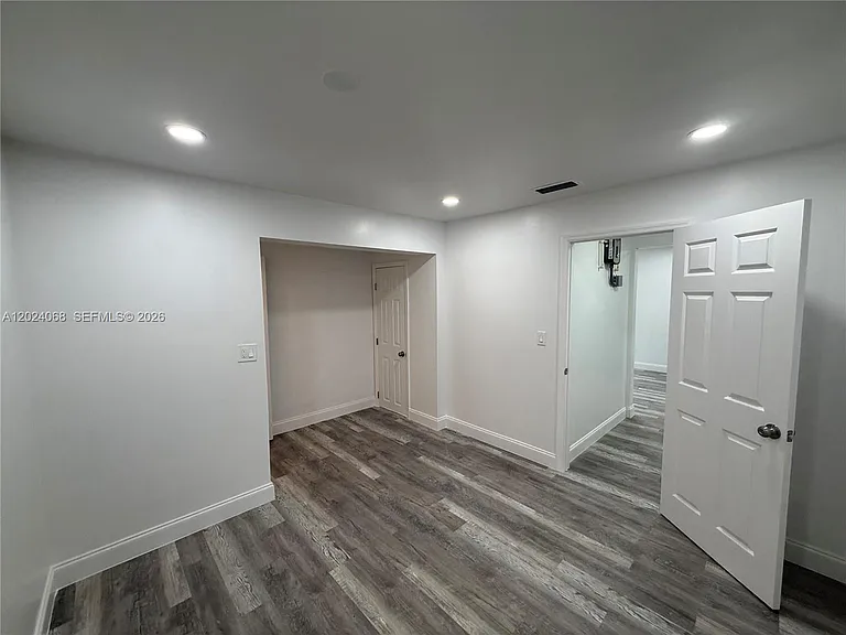 2161 NW 26th Ave — Photo 37