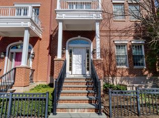 7 Beresford Ln, Livingston, NJ
