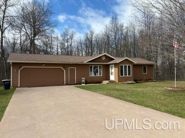 799 N Best St, Ironwood, MI 49938