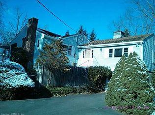 5 Seymour Rd, East Granby, CT 06026