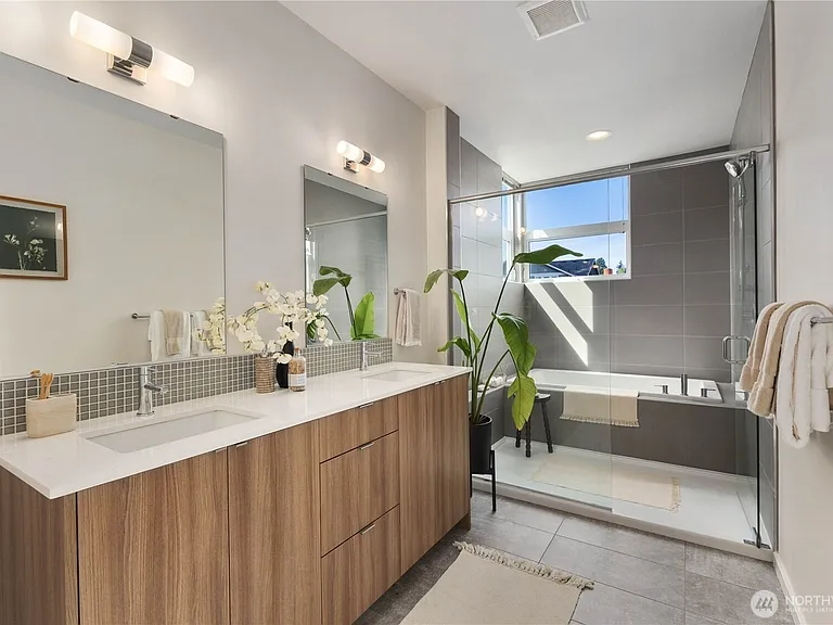 6735A Alonzo Ave NW — Photo 13