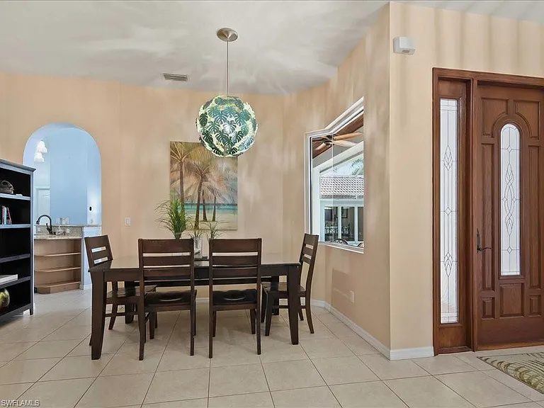 1309 Briarwood Ct — Photo 23