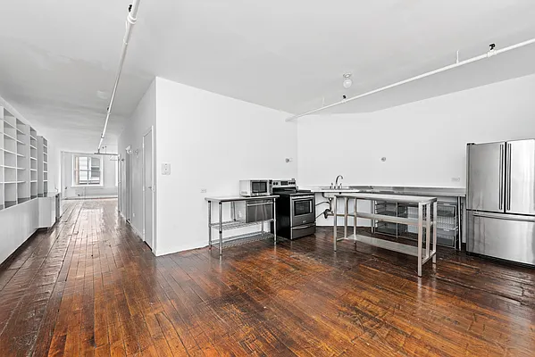 Rented by Douglas Elliman | media 9