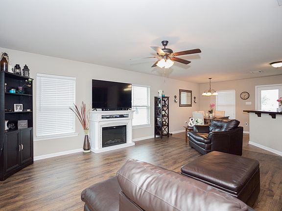 2nd image of 16231 Old Samuel Dr