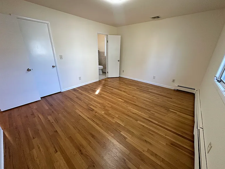 407 Jane St #1 — Photo 14
