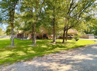 129 Oklahoma St, Huntington, TX 75949