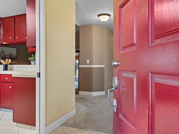4th image of 1820 Scotch Pine Ct