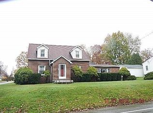 411 S 10th St, Sharpsville, PA