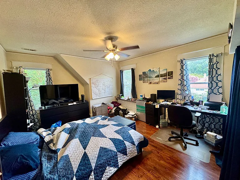 9251 Atwood Ave — Photo 43