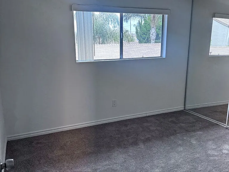Arlington Apartments — Photo 26