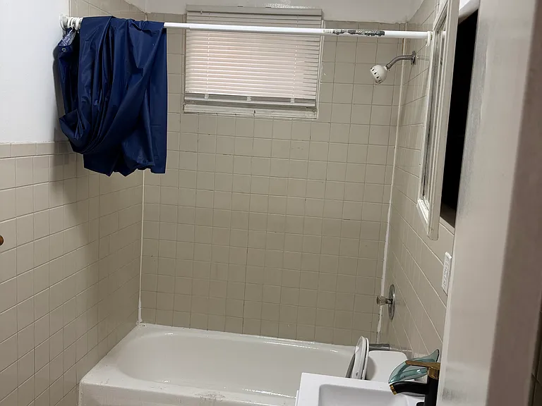 2354 Poland Ave — Photo 6