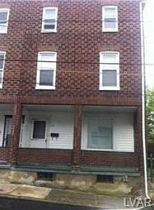 1st image of 125 Wood St