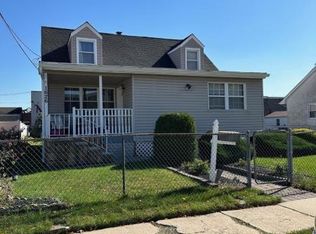 1626 Essex Ave, Linden, NJ 07036