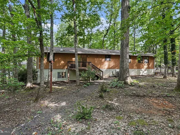 222 Creekside Dr, Locust Grove, VA 22508