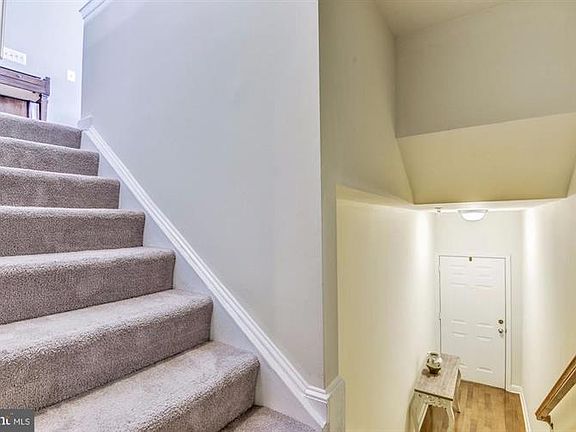5th image of 42509 Rockrose Sq