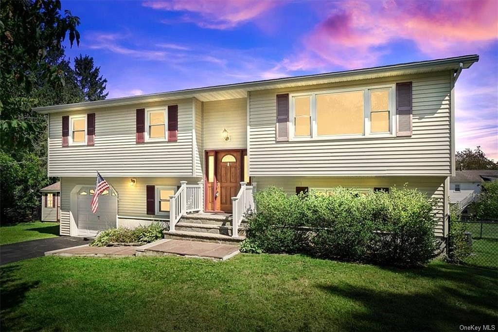 511 Balmoral Circle, New Windsor, NY 12553 Zillow