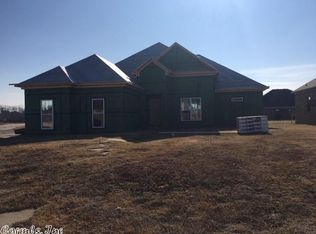 26 Clover Ridge Dr, Vilonia, AR 72173
