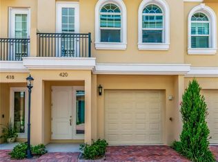 420 Regent Ln N, Saint Petersburg, FL 33701