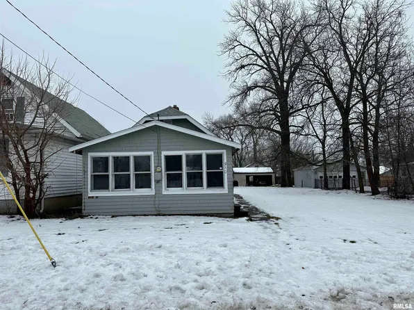 910 E Marietta Ave, Peoria Heights, IL 61616