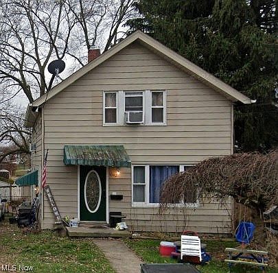 1st image of 1042 Columbus Ave