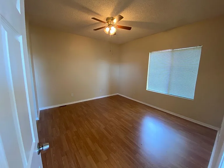 4120 Autumn Heights Dr #F — Photo 15