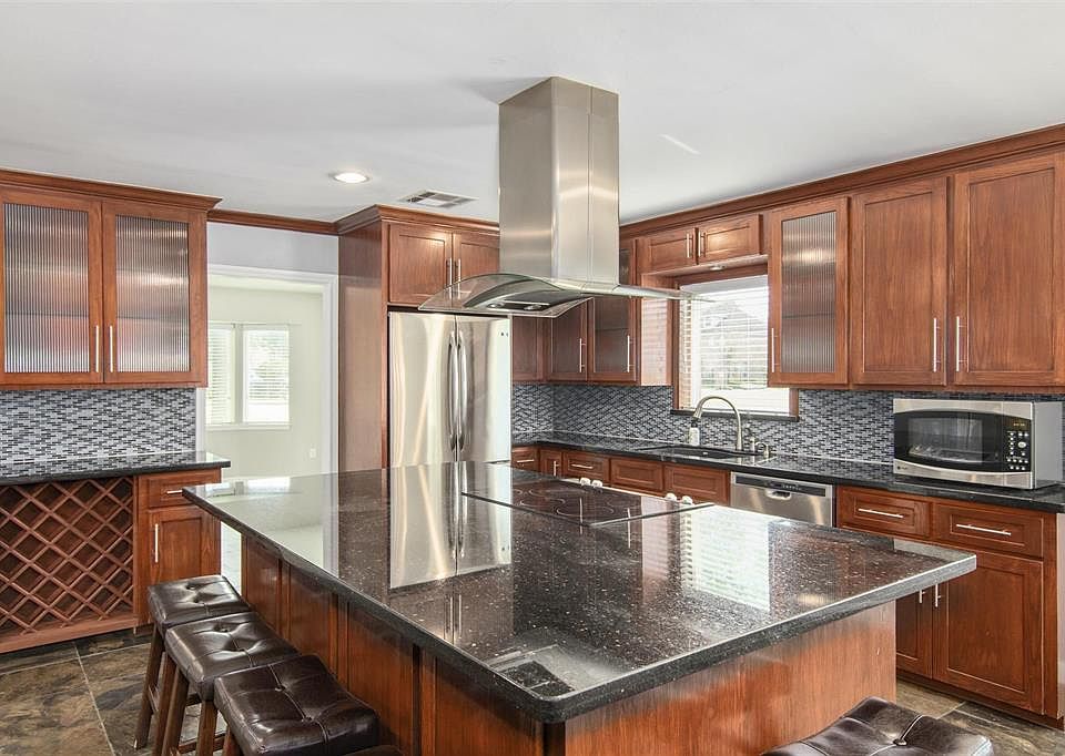 1st image of 7522 Shadyvilla Ln