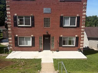 232 Sutherland Dr #D, South Charleston, WV 25303