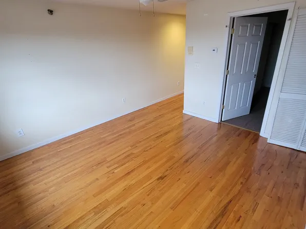 207 Broadway image 4 of 7