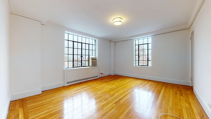 Rented by Bond New York | media 1