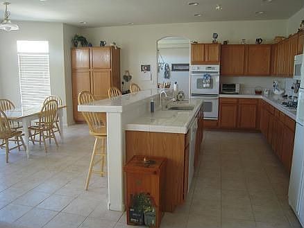 Kitchen & Nook