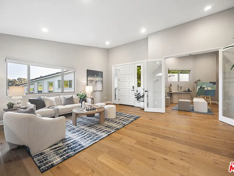 28935 W Beach Ln — Photo 12