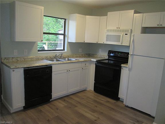 3rd image of 15597 Graytwig Ln