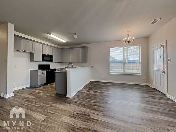2nd image of 101 Peach St Unit 1