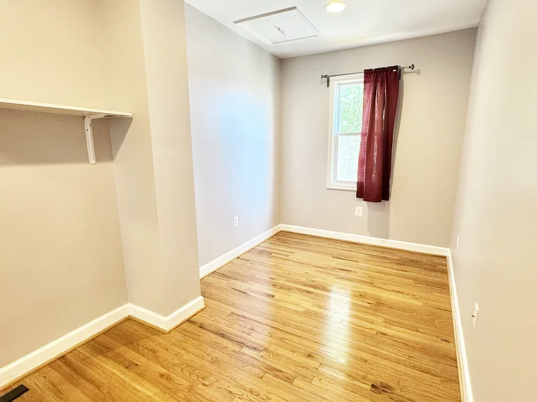 408 Delafield Pl NW — Photo 31
