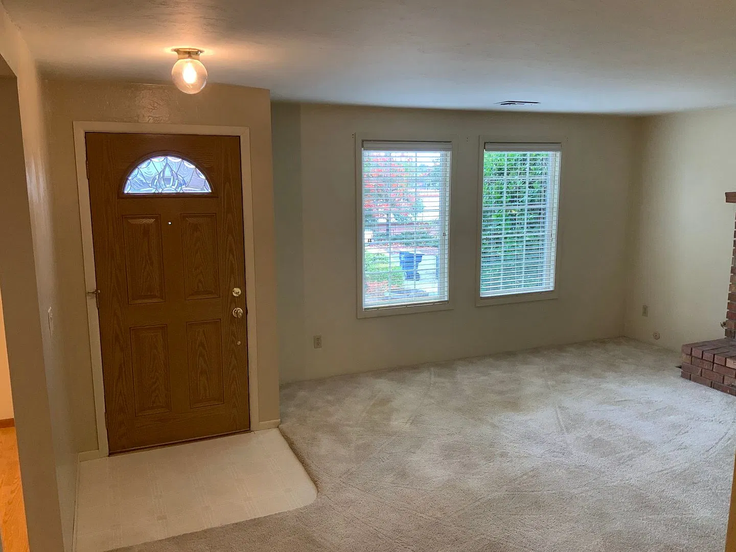 3 Bedroom House in Thurston Neighborhood — Photo 4