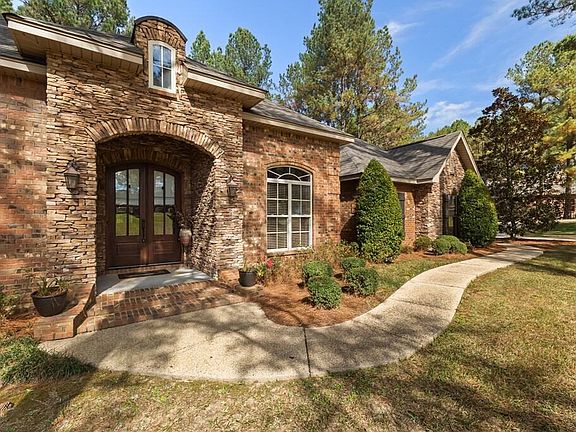 3rd image of 30 Refuge Ln