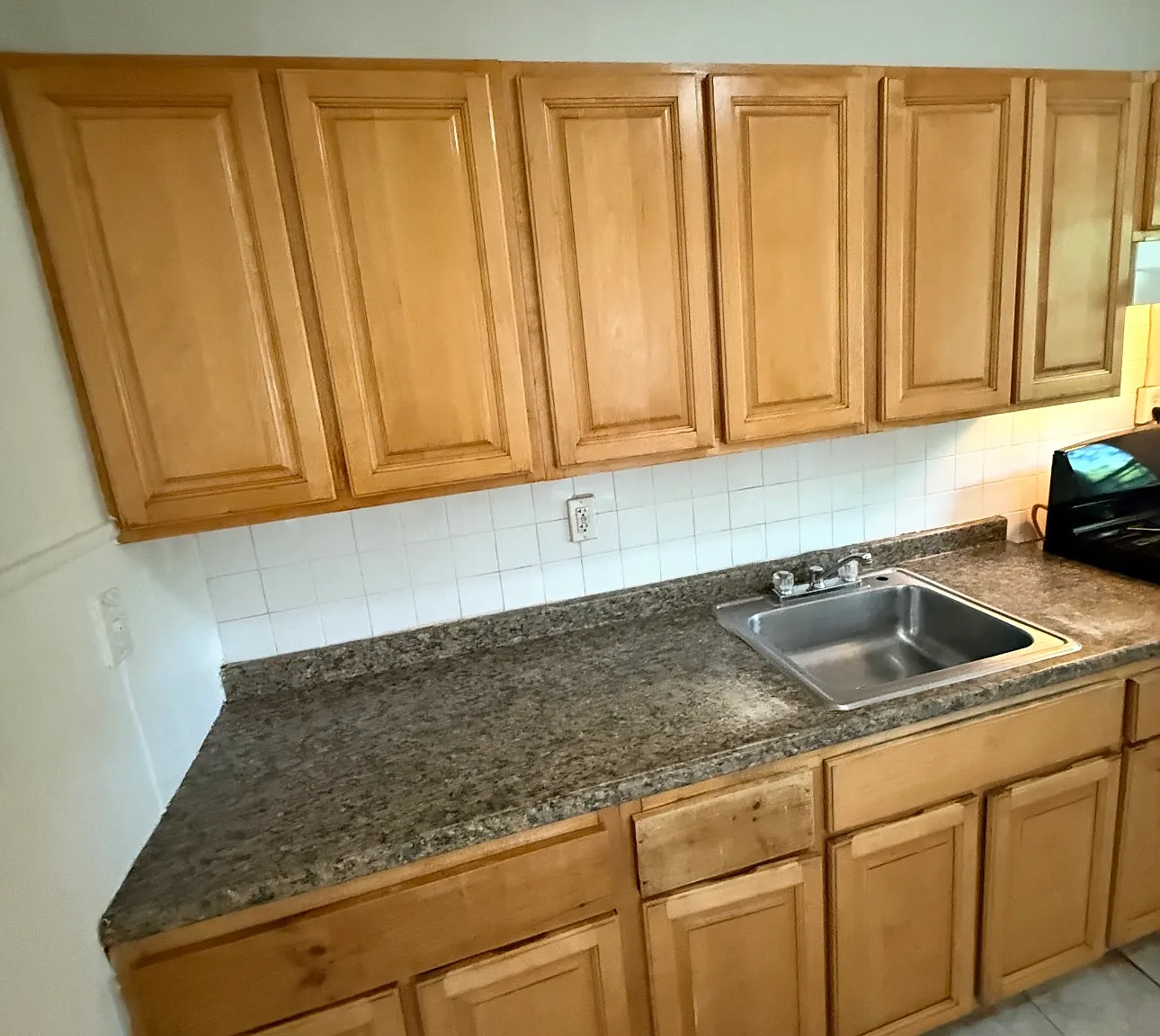 3 bed, 1040 sqft, $1,600 — Photo 4
